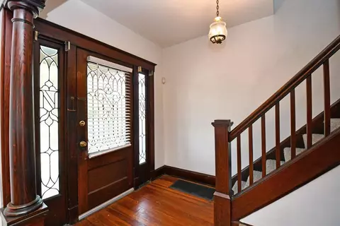3460 Fernside Pl, Cincinnati, OH 45207 photo 6