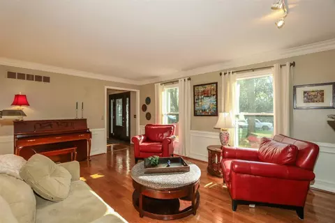 8143 Lyndhurst Ct, Cincinnati, OH 45249 photo 6