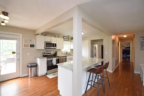 677 Crenshaw Ln, Forest Park, OH 45240 photo 6