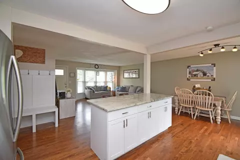 677 Crenshaw Ln, Forest Park, OH 45240 photo 8