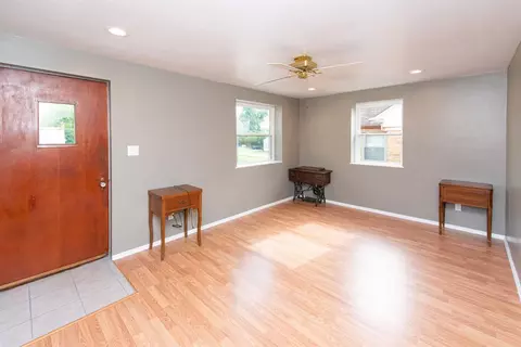 5573 Eula Ave, Cincinnati, OH 45248 photo 3