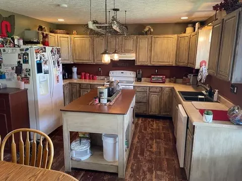4875 Wildcat Rd, Winchester, OH 45697 photo 4
