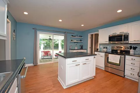 2011 Mistletoe Ct, Amelia, OH 45102 photo 11