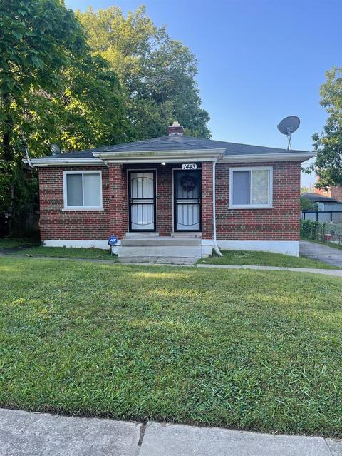 1441 Ambrose Ave, Cincinnati, OH 45224 photo 1
