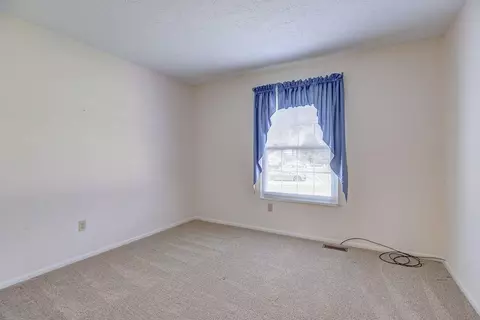 5555 Windmere Dr, Cincinnati, OH 45248 photo 15