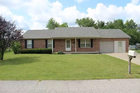 6029 Sean Cir, Blanchester, OH 45107 photo 1