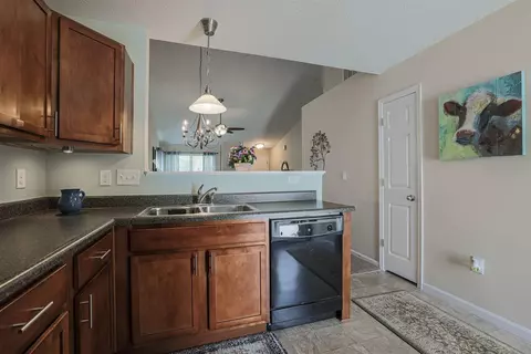 4241 Gensen Loop, Cincinnati, OH 45245 photo 12