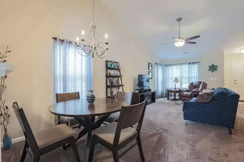 4241 Gensen Loop, Cincinnati, OH 45245 photo 9