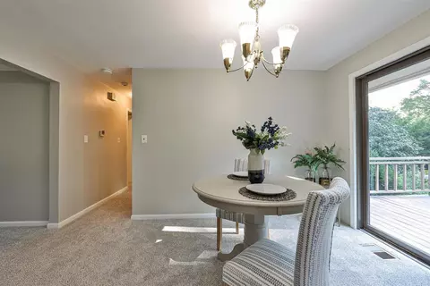 9048 Ranchill Dr, Cincinnati, OH 45231 photo 9