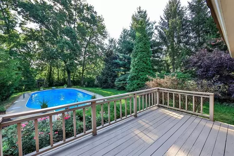 9048 Ranchill Dr, Cincinnati, OH 45231 photo 23
