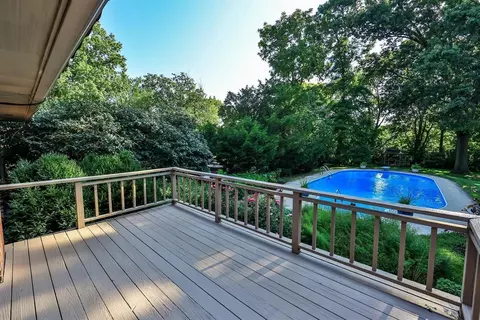 9048 Ranchill Dr, Cincinnati, OH 45231 photo 22