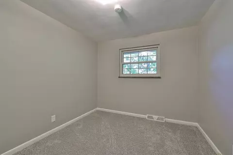 9048 Ranchill Dr, Cincinnati, OH 45231 photo 16