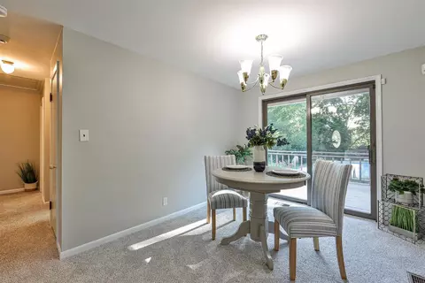 9048 Ranchill Dr, Cincinnati, OH 45231 photo 7