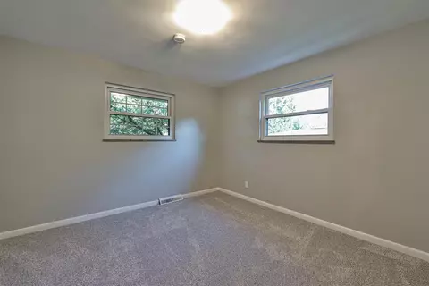 9048 Ranchill Dr, Cincinnati, OH 45231 photo 15