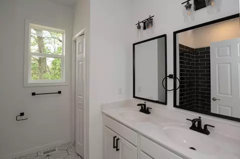 3485 Wilson Ave, Cincinnati, OH 45229 photo 20