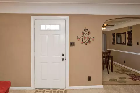 505 Harrison Ln, Cincinnati, OH 45244 photo 3