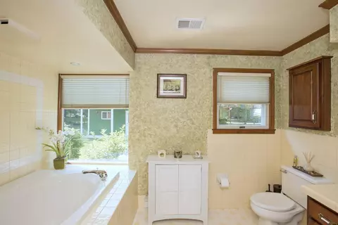 505 Harrison Ln, Cincinnati, OH 45244 photo 14