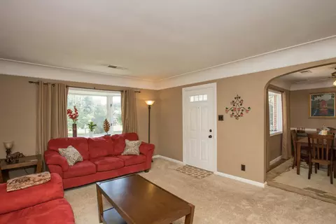 505 Harrison Ln, Cincinnati, OH 45244 photo 5