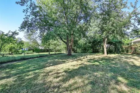 9739 Crestbrook Dr, Cincinnati, OH 45231 photo 25