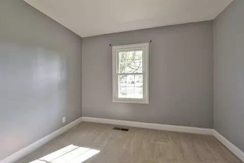 9739 Crestbrook Dr, Cincinnati, OH 45231 photo 18
