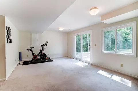 832 Eaglesknoll Ct, Cincinnati, OH 45255 photo 35