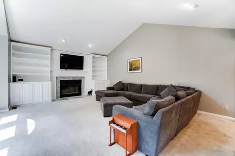 832 Eaglesknoll Ct, Cincinnati, OH 45255 photo 20