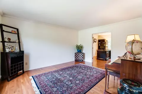 832 Eaglesknoll Ct, Cincinnati, OH 45255 photo 3