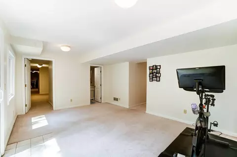 832 Eaglesknoll Ct, Cincinnati, OH 45255 photo 36