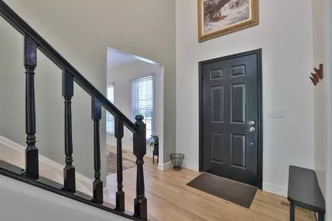 10901 Allenhurst Blvd, Blue Ash, OH 45241 photo 5