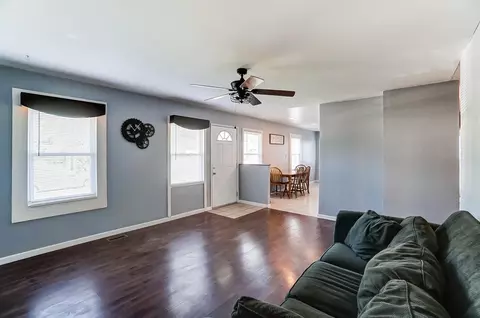 2421 Schon Dr, Cincinnati, OH 45231 photo 6