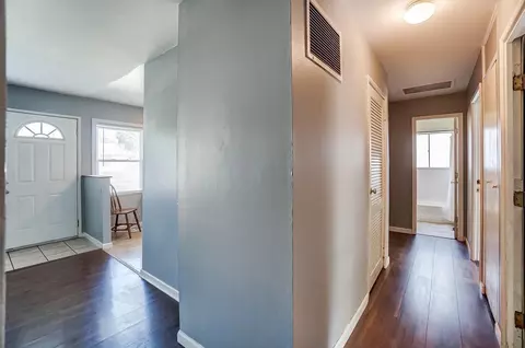 2421 Schon Dr, Cincinnati, OH 45231 photo 14