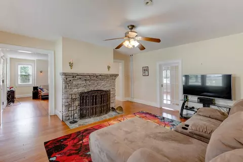 7938 Mill St, Cleves, OH 45002 photo 6