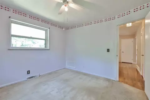 1000 Redbird Dr, Cincinnati, OH 45231 photo 17