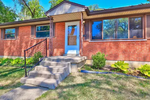 1000 Redbird Dr, Cincinnati, OH 45231 photo 3