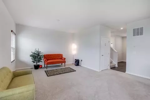 1255 Springfield Dr, Harrison, OH 45030 photo 4