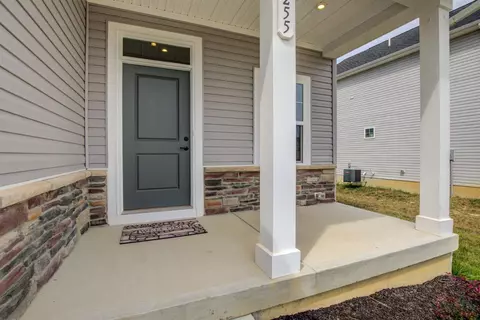 1255 Springfield Dr, Harrison, OH 45030 photo 2