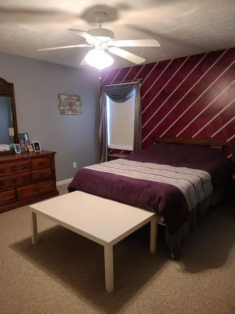 9869 Wolfe Rd, New Vienna, OH 45159 photo 9