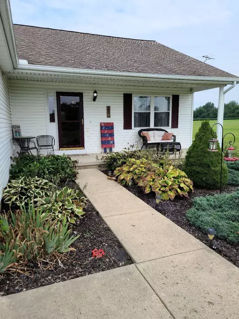 9869 Wolfe Rd, New Vienna, OH 45159 photo 21