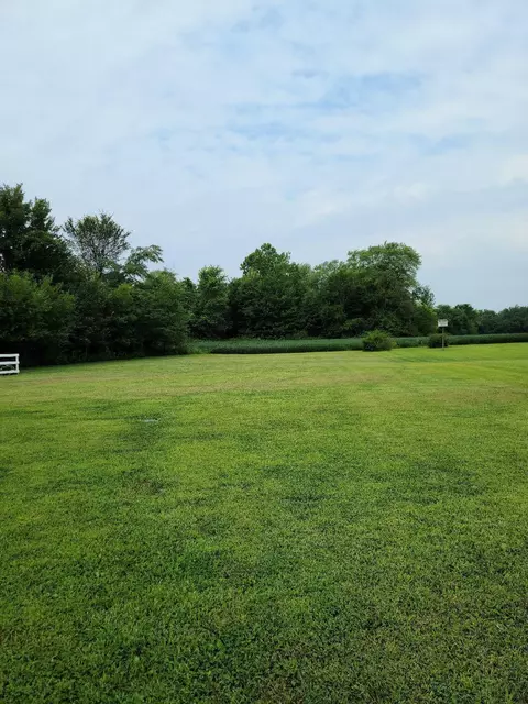 9869 Wolfe Rd, New Vienna, OH 45159 photo 25