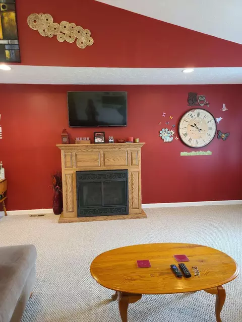 9869 Wolfe Rd, New Vienna, OH 45159 photo 7