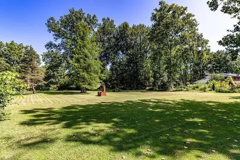 9472 Beech Dr, Cincinnati, OH 45231 photo 8