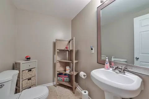 6422 Stapleton Ct, Hamilton, OH 45011 photo 27