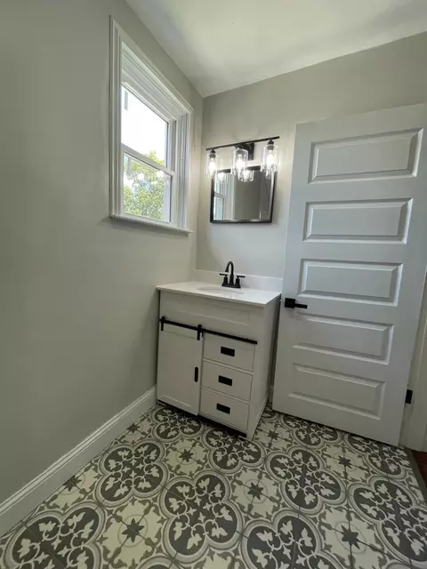 4502 Plainville Rd, Cincinnati, OH 45227 photo 8