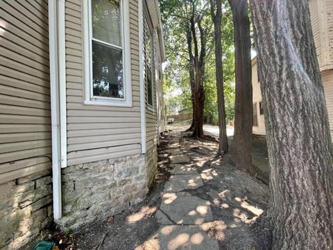 3112 Durrell Ave, Cincinnati, OH 45207 photo 3