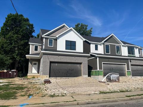 5721 Roe St, Cincinnati, OH 45227 photo 1