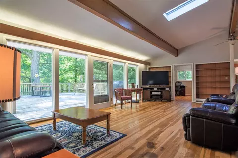 1723 Flora Ave, Cincinnati, OH 45231 photo 2
