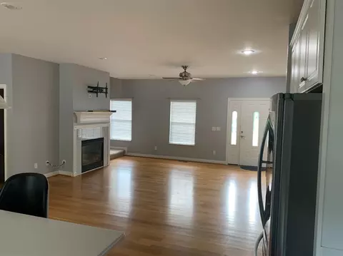 4230 Silver Streak Dr, Cincinnati, OH 45245 photo 14