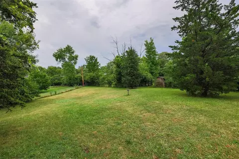 8846 Desoto Dr, Cincinnati, OH 45231 photo 22