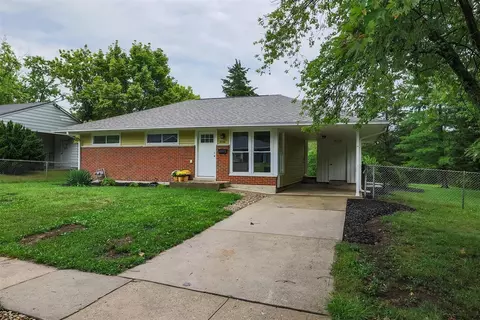 8846 Desoto Dr, Cincinnati, OH 45231 photo 2