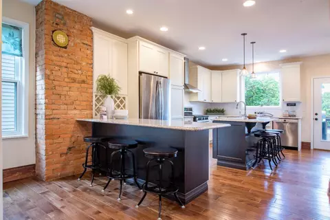 2716 Arbor Ave, Cincinnati, OH 45209 photo 3